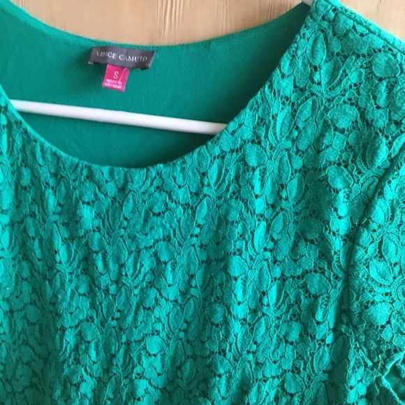 Vince Camuto Green Lace Cap Sleeve Peplum Top - Picture 7 of 10